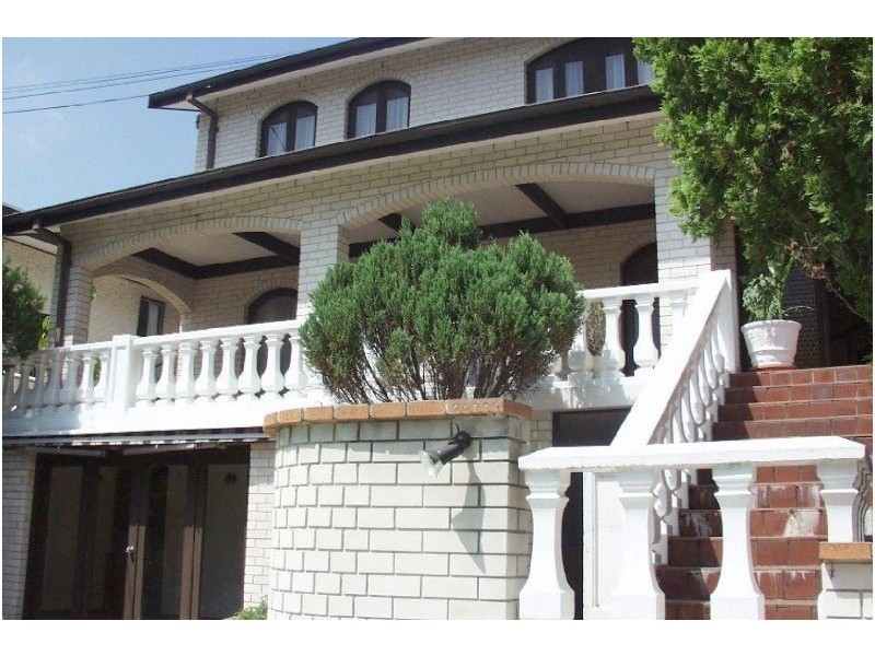 33 Londonderry Drive, Killarney Heights NSW 2087