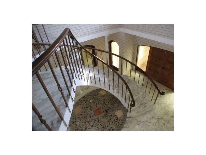 33 Londonderry Drive, Killarney Heights NSW 2087