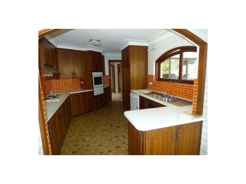 33 Londonderry Drive, Killarney Heights NSW 2087