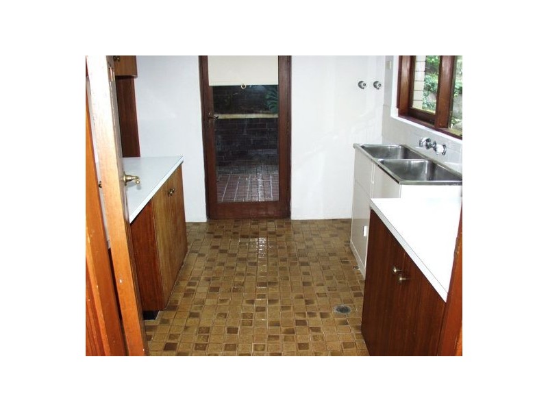 33 Londonderry Drive, Killarney Heights NSW 2087