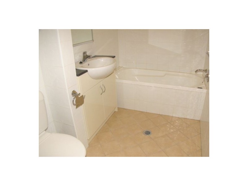 2/4A STARKEY ST, Forestville NSW 2087