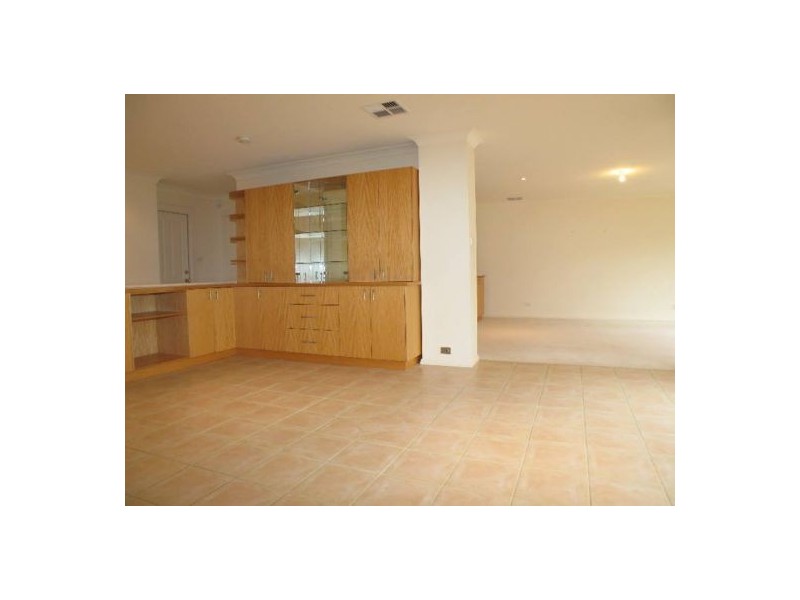 8 Shamrock Pde, Killarney Heights NSW 2087