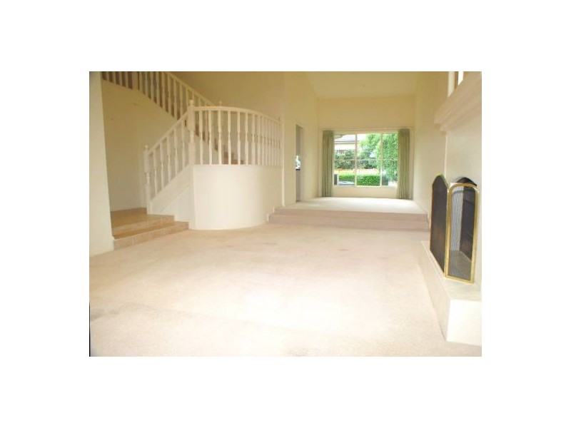 8 Shamrock Pde, Killarney Heights NSW 2087