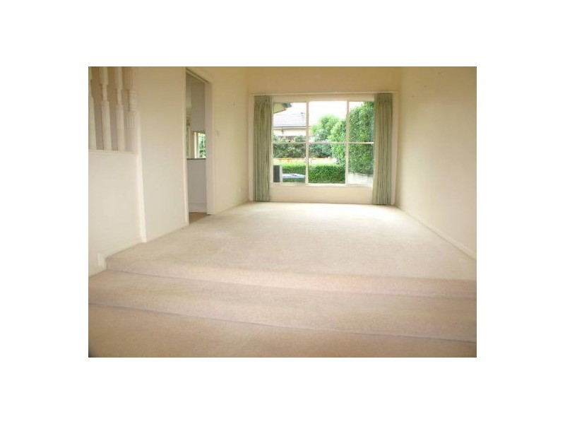 8 Shamrock Pde, Killarney Heights NSW 2087