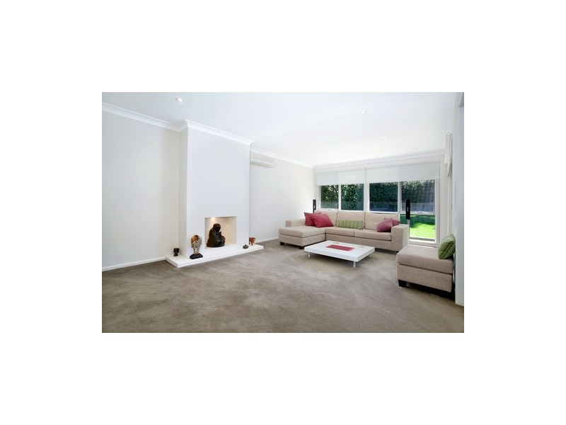 24 Kurrajong Road, Frenchs Forest NSW 2086