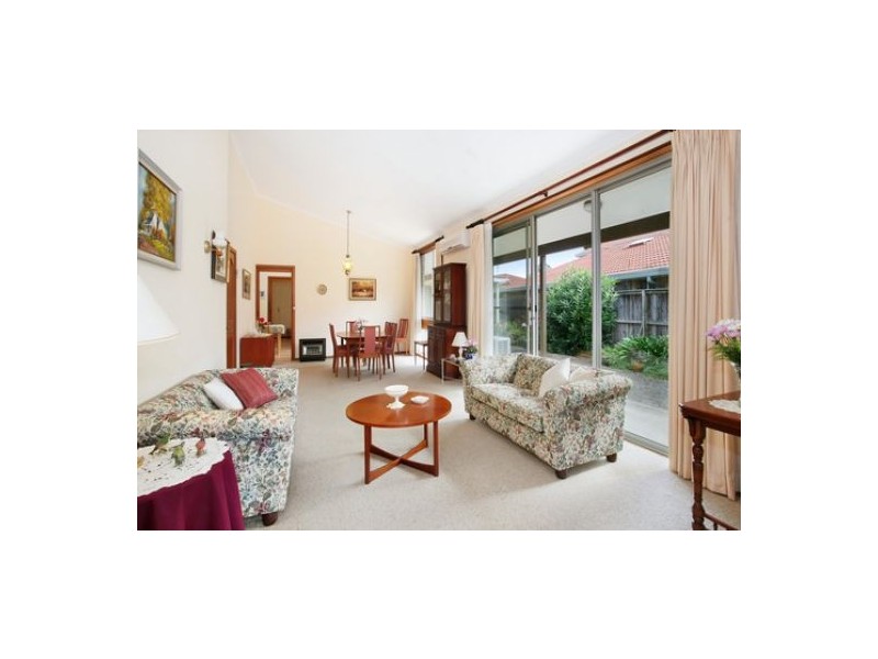 64 Cook Street, Forestville NSW 2087