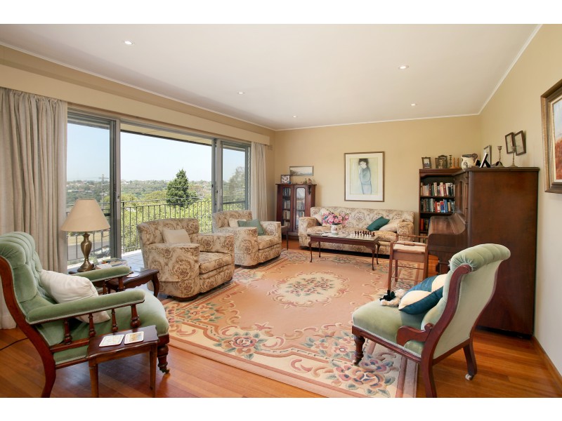 8 Ballyshannon Road, Killarney Heights NSW 2087