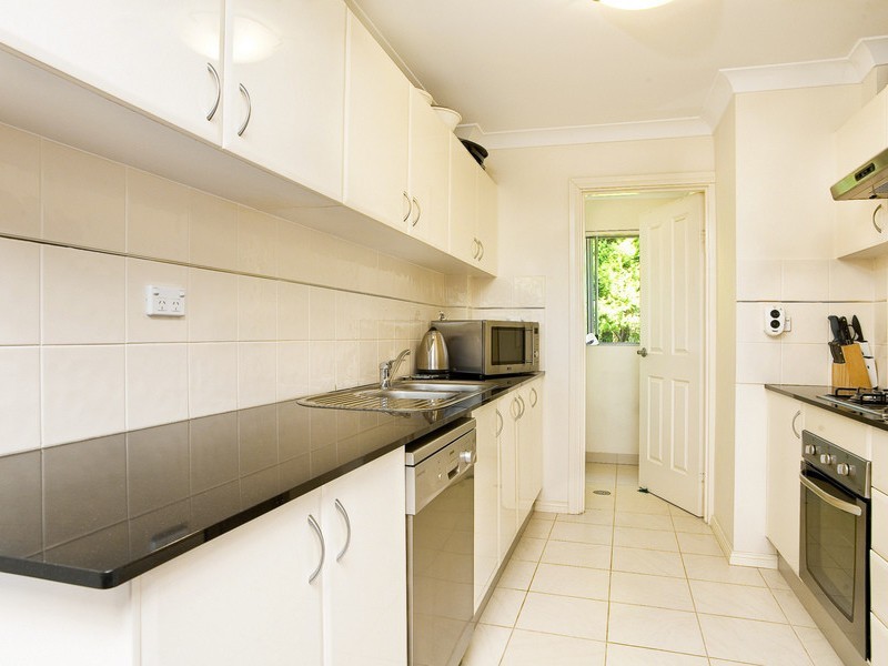 8 158 Melwood Ave, Killarney Heights NSW 2087