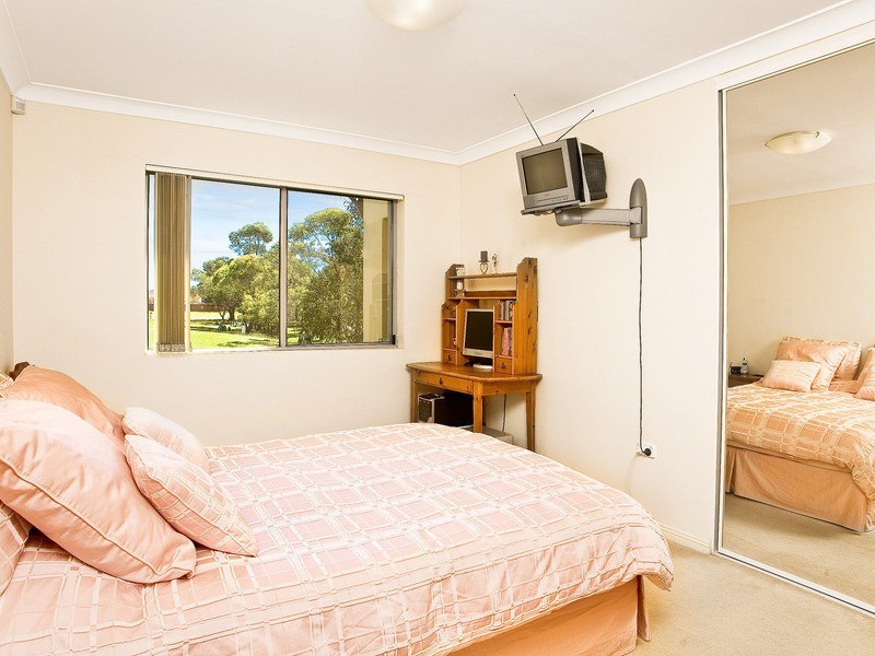 8 158 Melwood Ave, Killarney Heights NSW 2087