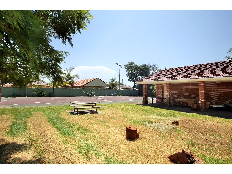 723 Warringah Road, Forestville NSW 2087