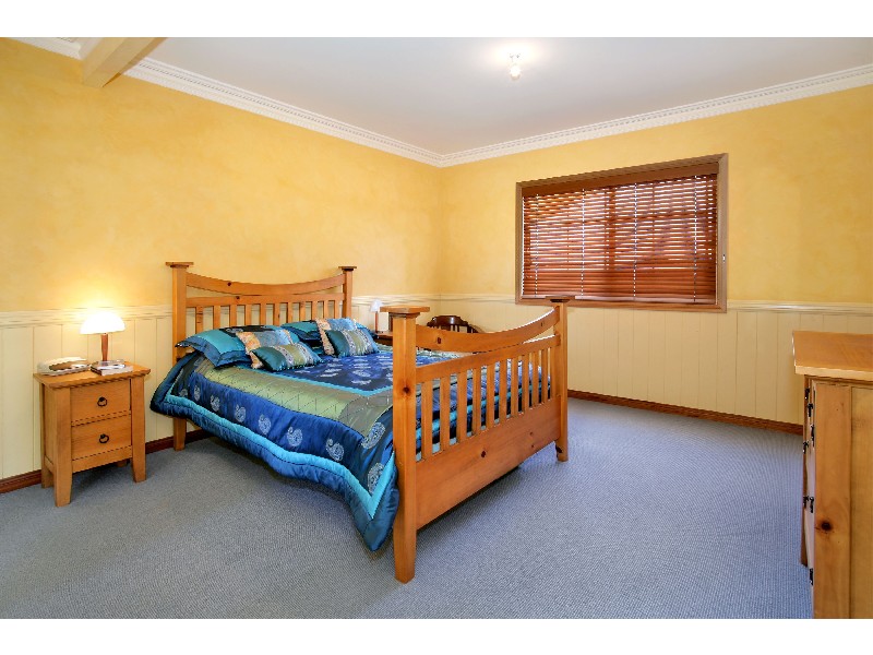 23 Edinburgh Road, Forestville NSW 2087