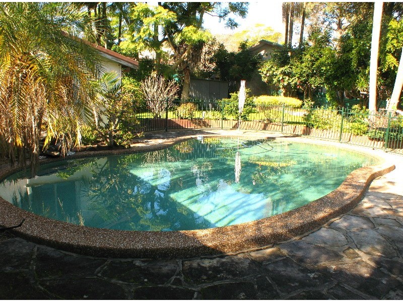 20 Alkoomie Ave, Forestville NSW 2087