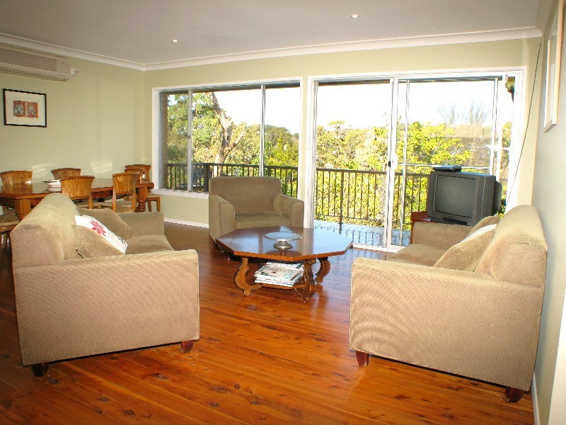 42 Jindabyne St, Frenchs Forest NSW 2086