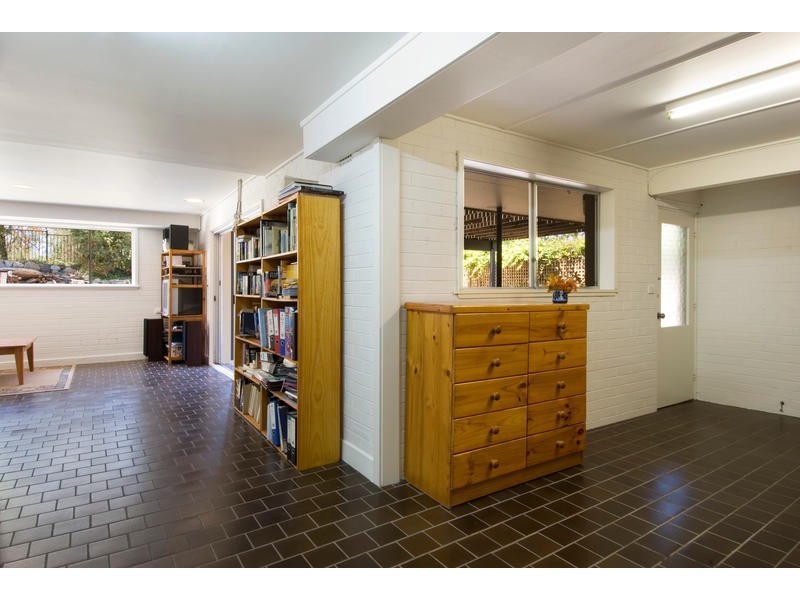 10 Westmeath Ave, Killarney Heights NSW 2087