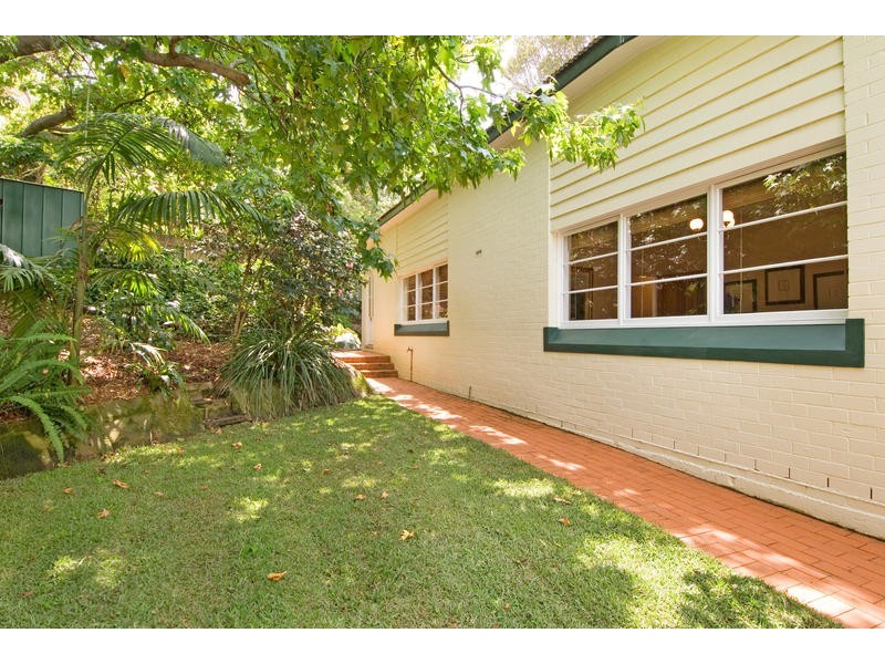 11 Nentoura Place, Forestville NSW 2087