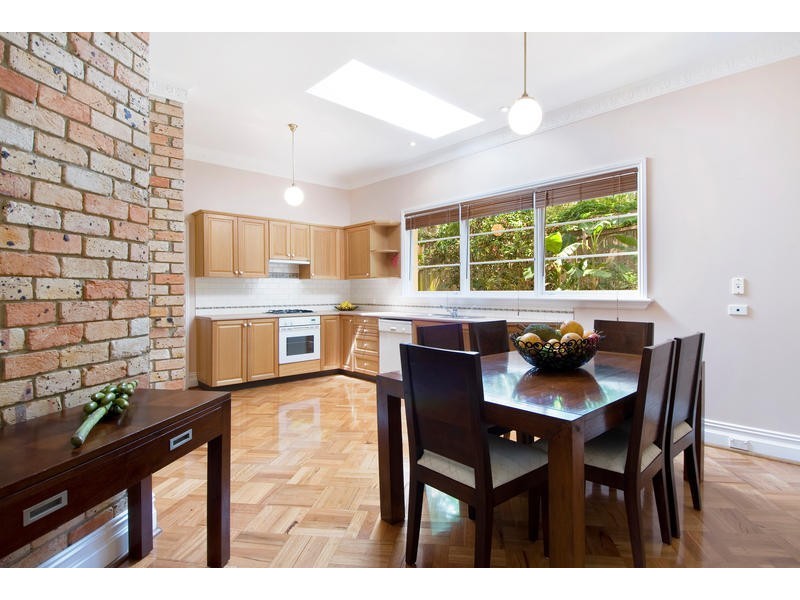 11 Nentoura Place, Forestville NSW 2087