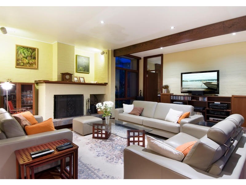 42  Londonderry Drive, Killarney Heights NSW 2087