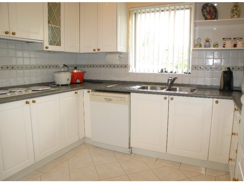 12a Castle Crecent, Belrose NSW 2085