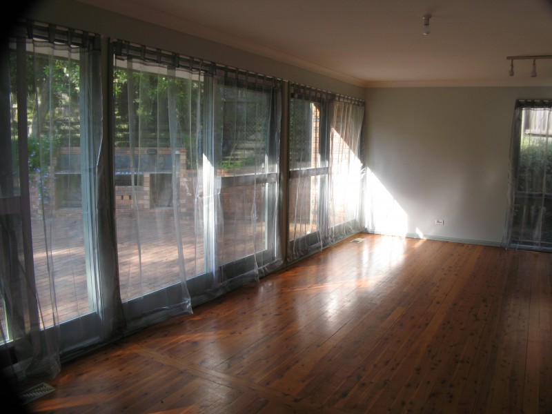 4 Sprigg Place, Mount Colah NSW 2079