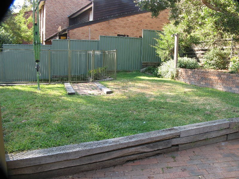 4 Sprigg Place, Mount Colah NSW 2079