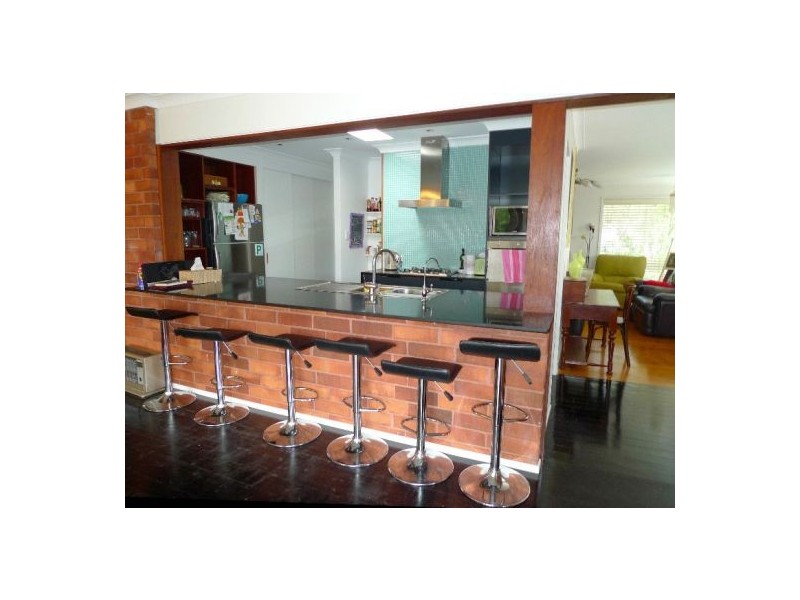 4 Lady Davidson Circuit, Forestville NSW 2087