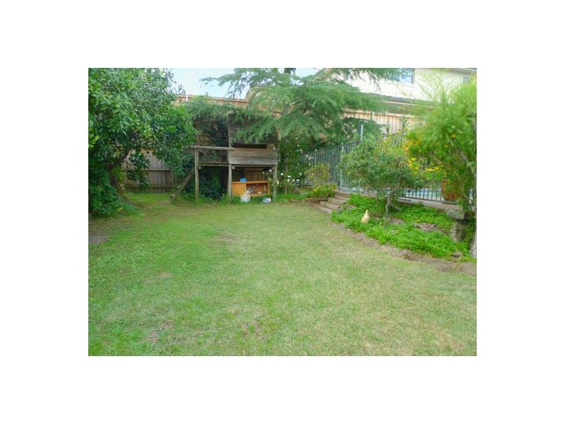 4 Lady Davidson Circuit, Forestville NSW 2087