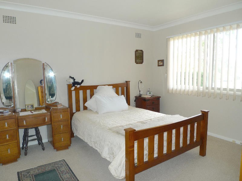 27 Arthur Street, Forestville NSW 2087