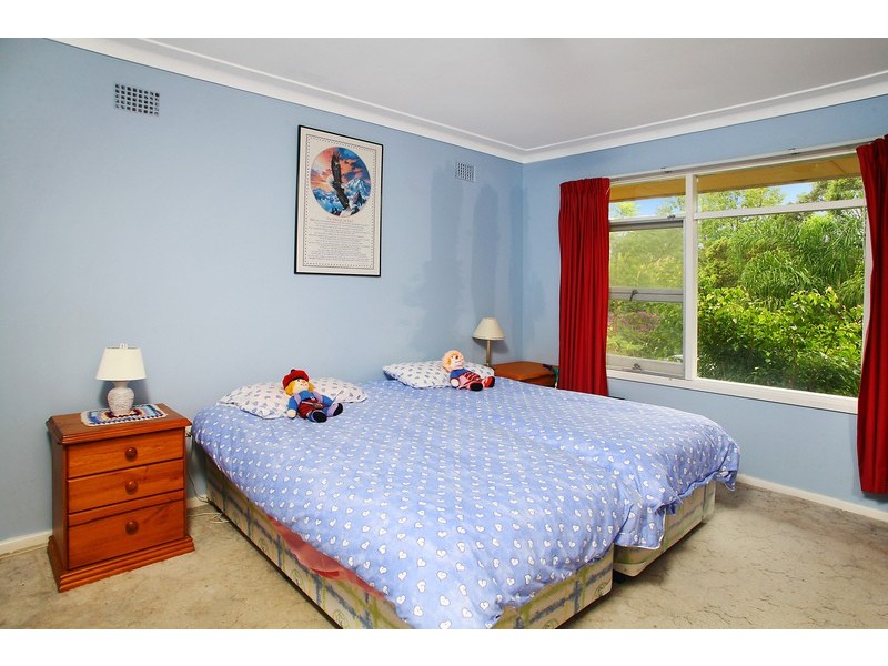 9 Tullamore Ave, Killarney Heights NSW 2087