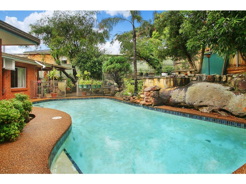 9 Tullamore Ave, Killarney Heights NSW 2087