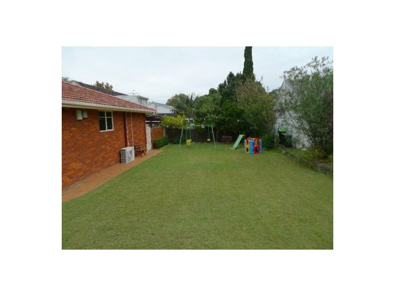 15 Glenarm Crescent, Killarney Heights NSW 2087