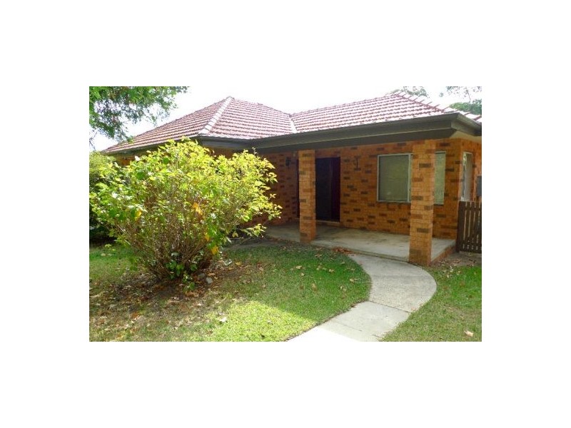 6 Riverhill Ave, Forestville NSW 2087