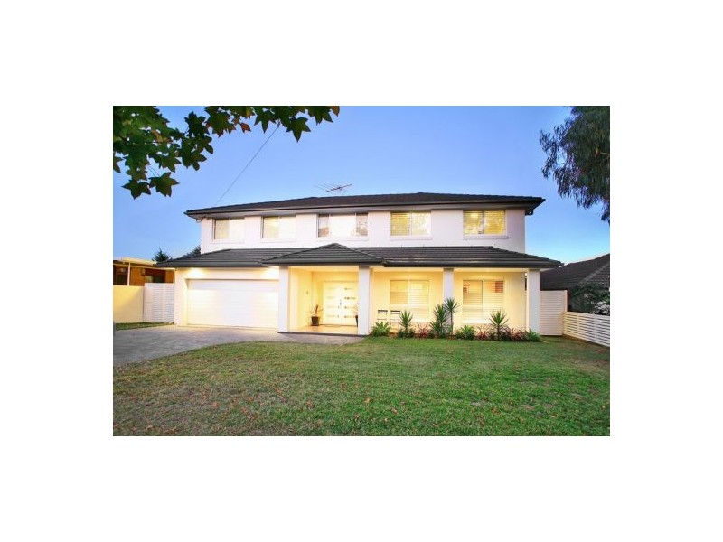 8 Blarney Ave, Killarney Heights NSW 2087