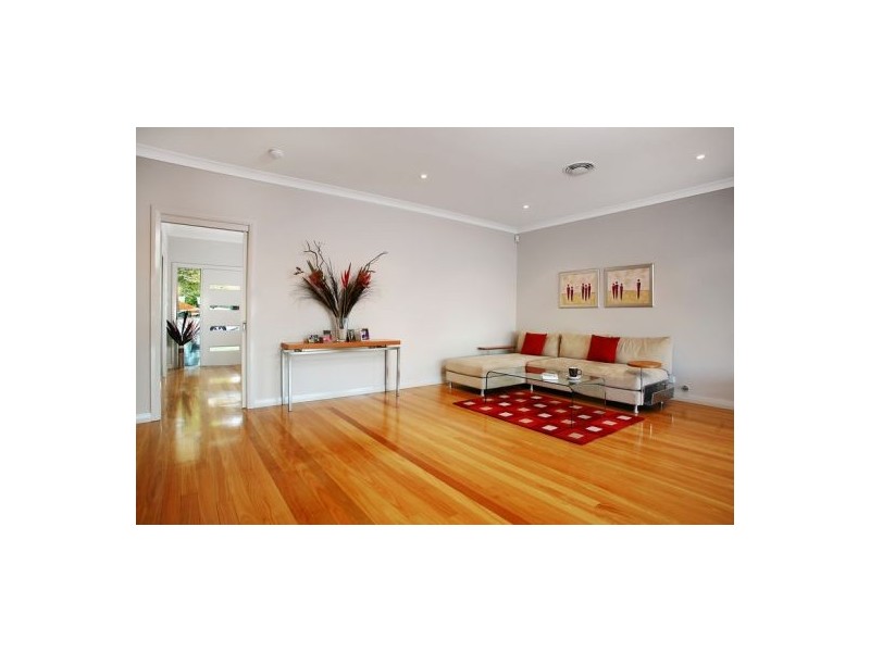 8 Blarney Ave, Killarney Heights NSW 2087