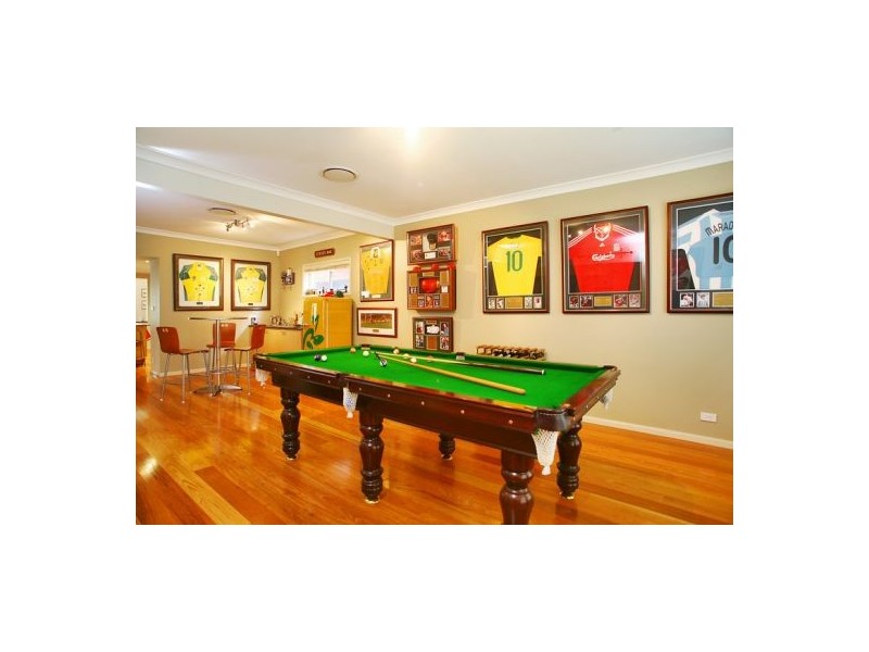 9 Bellbird Crescent, Forestville NSW 2087