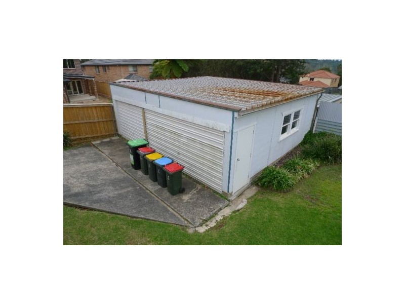 2 Riverhill Ave, Forestville NSW 2087