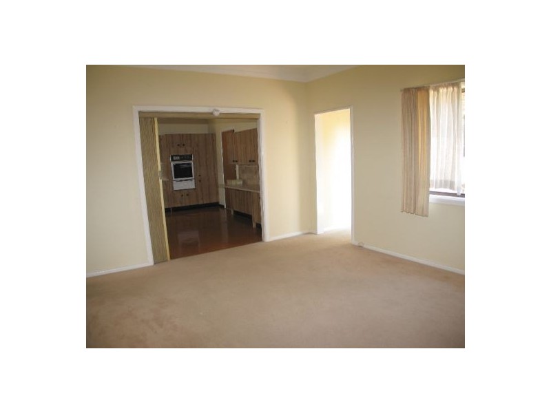 10 Waterfall Avenue, Forestville NSW 2087