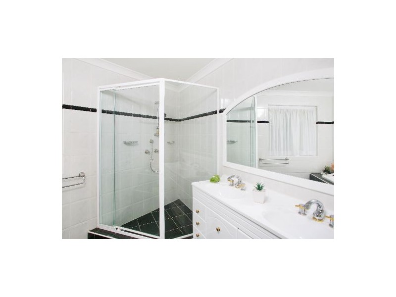 40 Drumcliff Ave, Killarney Heights NSW 2087