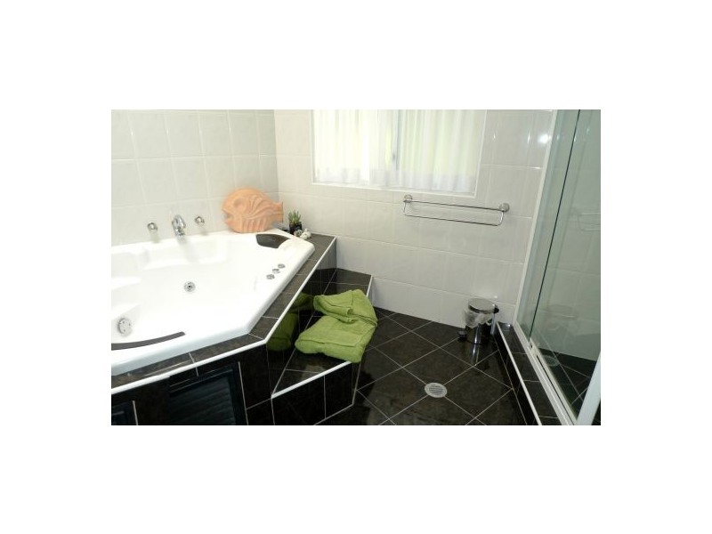 40 Drumcliff Ave, Killarney Heights NSW 2087