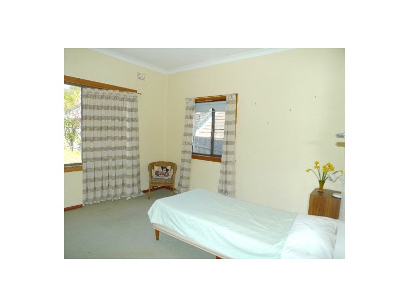 15 Forestville Ave, Forestville NSW 2087