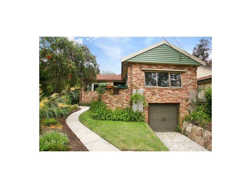 18 Ryrie Ave, Forestville NSW 2087