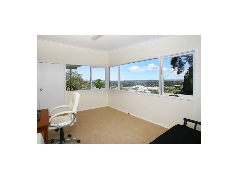 8 Landy Place, Beacon Hill NSW 2100