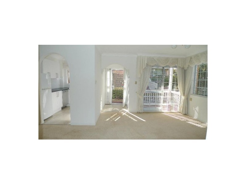 111/2 Dawes Rd, Belrose NSW 2085