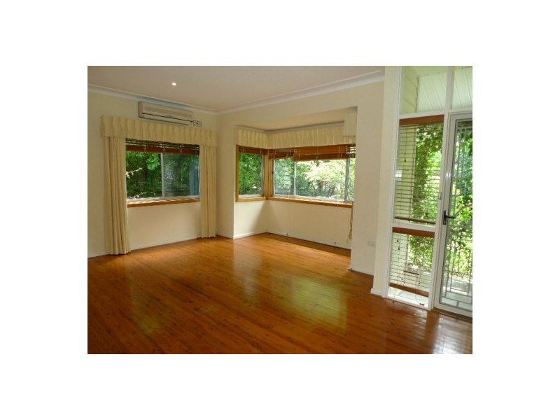 22 Edinburgh Avenue, Forestville NSW 2087