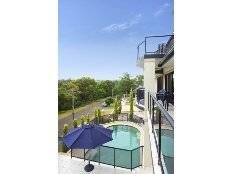 136 Killarney Drive, Killarney Heights NSW 2087