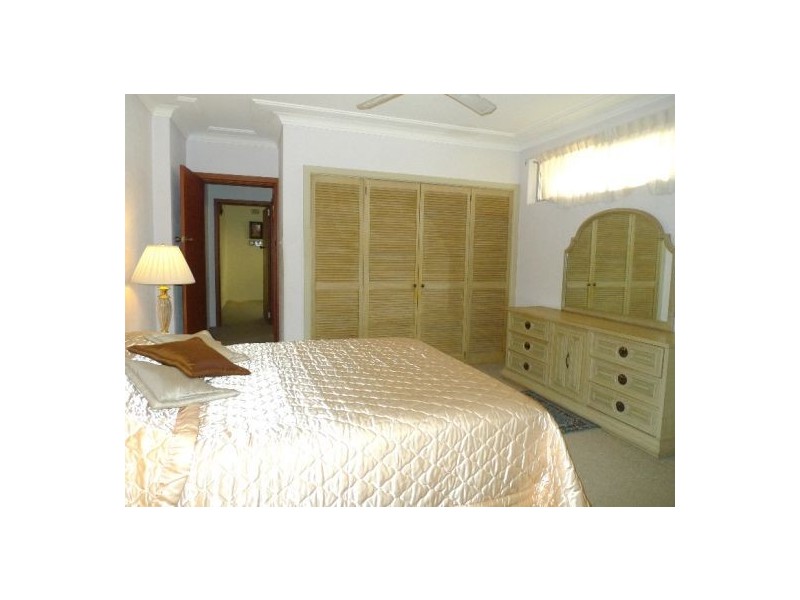 1 Kinsdale Close, Killarney Heights NSW 2087