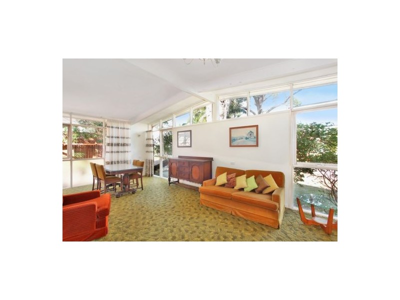 10 Woodside Grove, Forestville NSW 2087