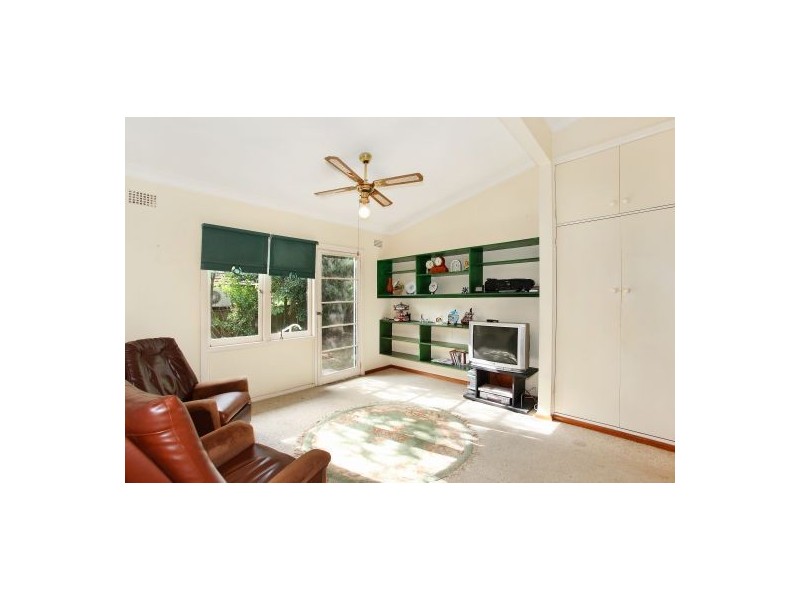 26 Keldie Street, Forestville NSW 2087