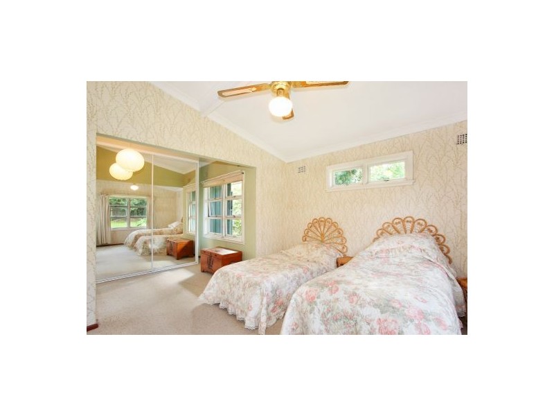 26 Keldie Street, Forestville NSW 2087