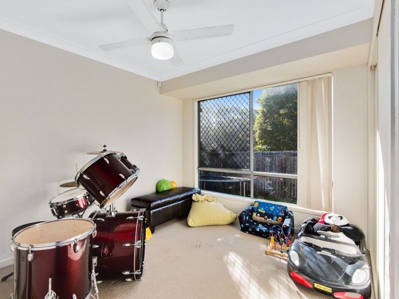 1 Scott Way, Redbank Plains QLD 4301