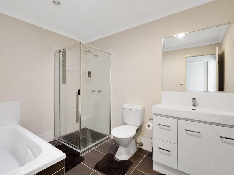 1 Scott Way, Redbank Plains QLD 4301